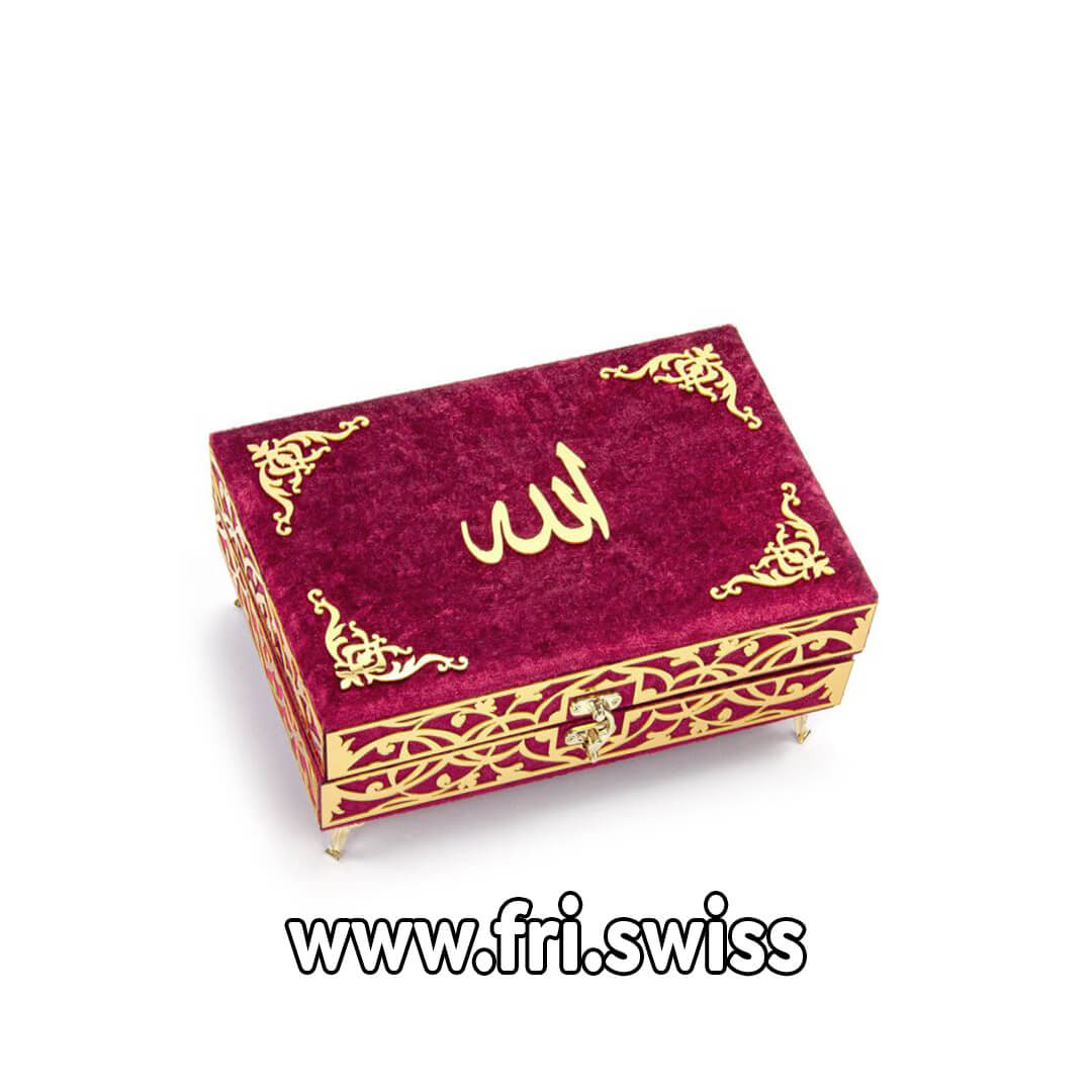 Kuran me kuti kadifi i kuq